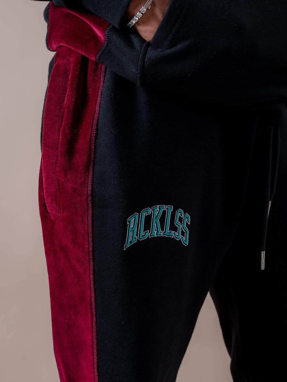 Young and Reckless Mens - Bottoms - Trackpants Parallel Trackpants - Black