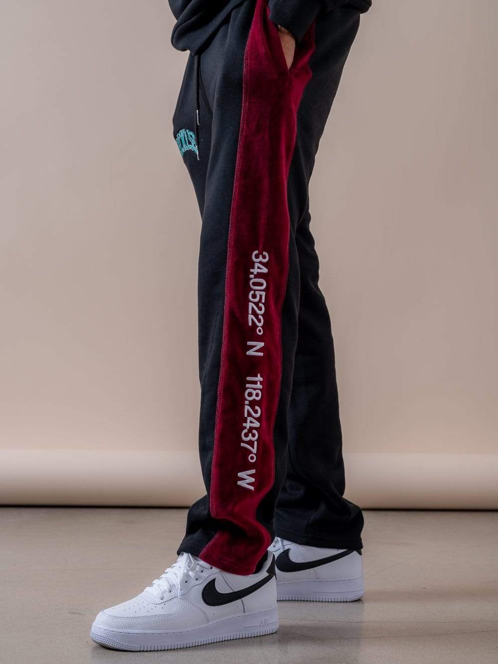 Young and Reckless Mens - Bottoms - Trackpants Parallel Trackpants - Black